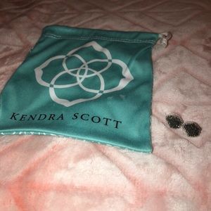 Tessa Silver Stud Earrings in Platinum Drusy